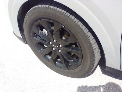 2024 Kia Carnival SX