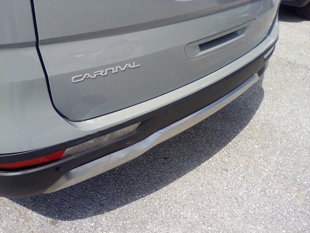 2024 Kia Carnival SX