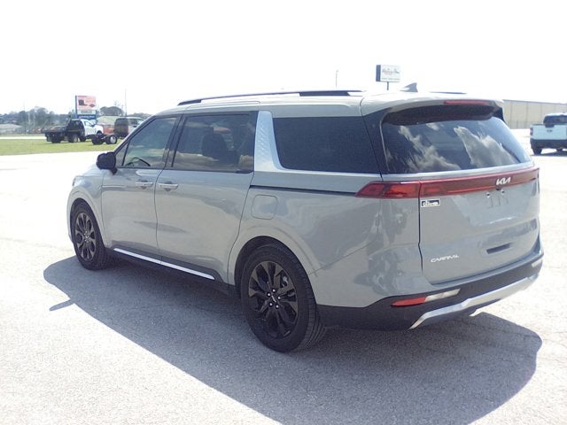2024 Kia Carnival SX