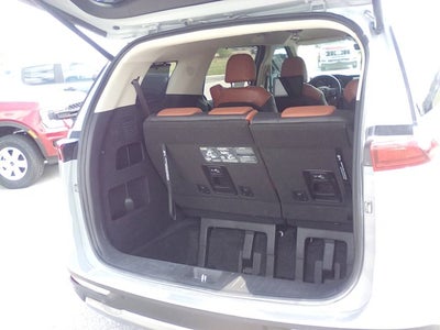 2024 Kia Carnival SX