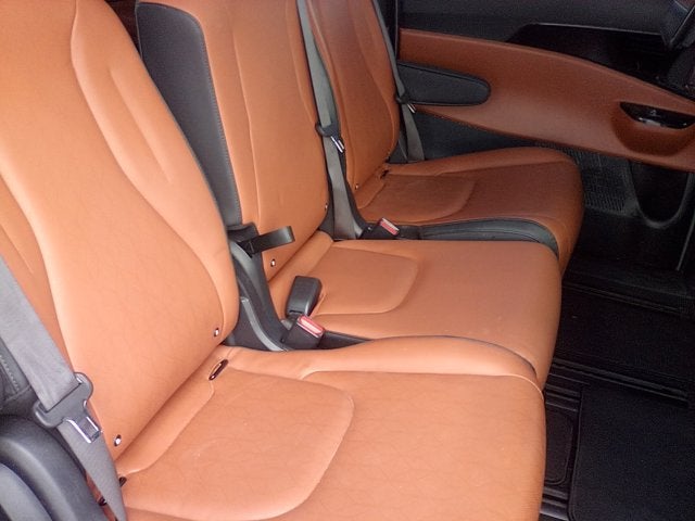 2024 Kia Carnival SX